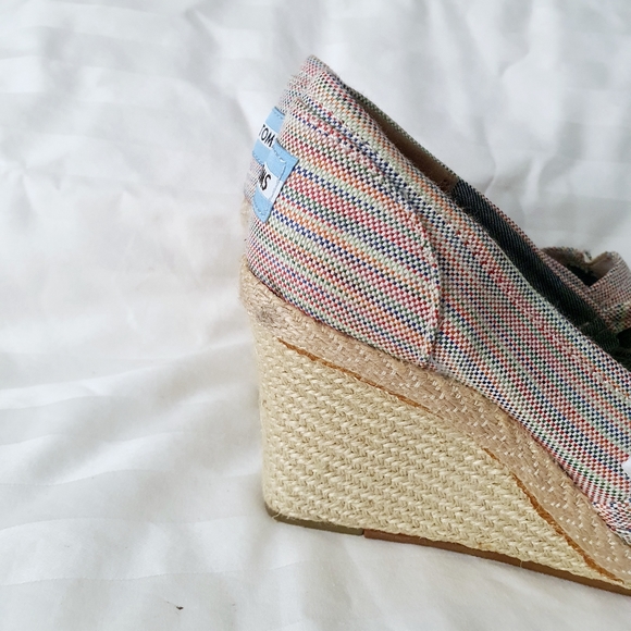Toms Rainbow Stripe Wegde Peeptoe Shoe - Picture 9 of 12